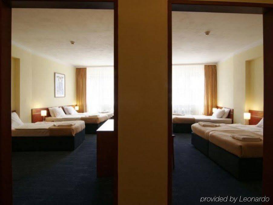 Hotel Rezidence Emmy Praga Esterno foto