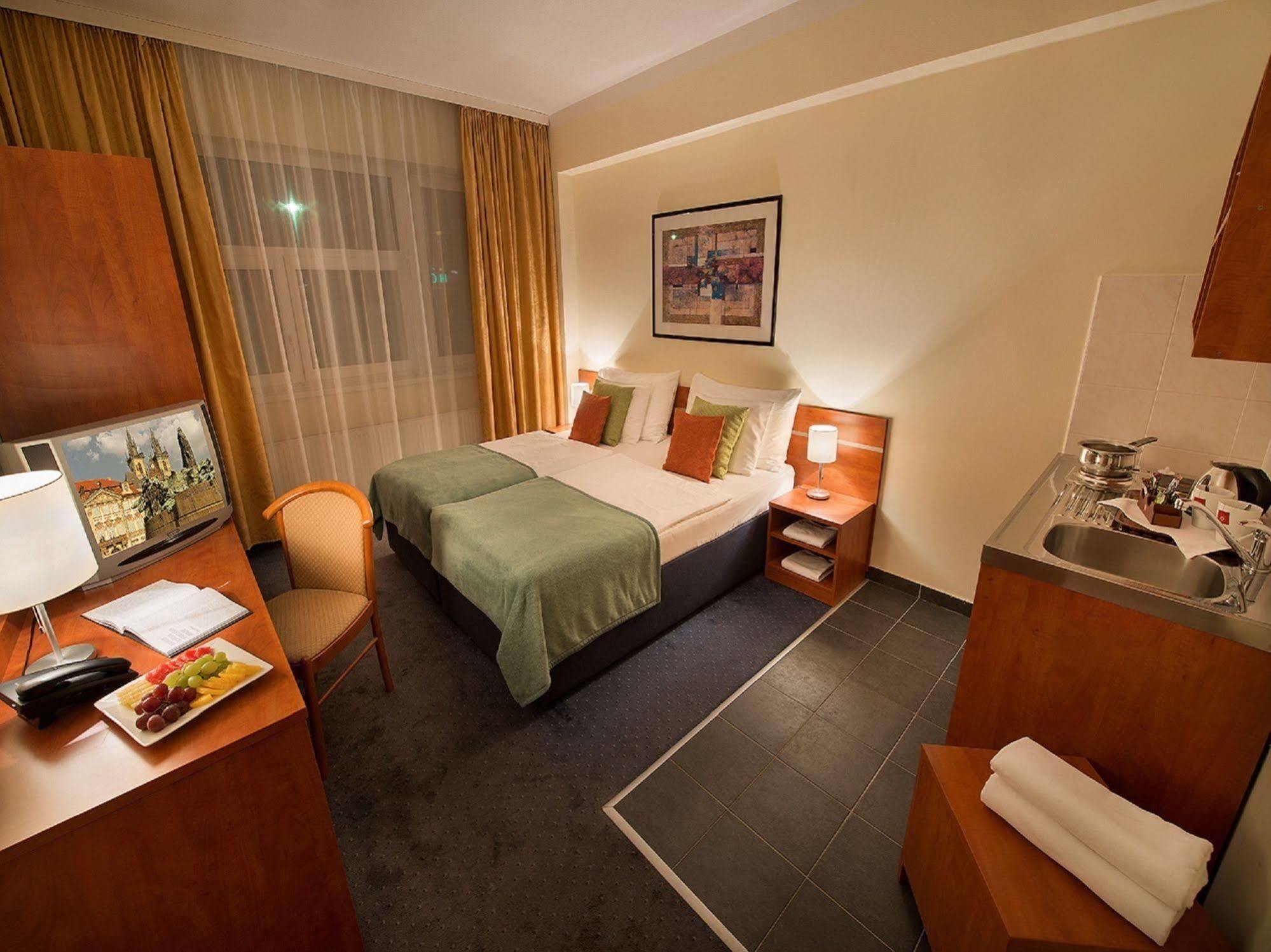 Hotel Rezidence Emmy Praga Esterno foto